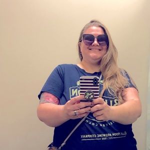 Meet your Posher, Eliza